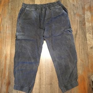 Cargo Pants in Dark Grey